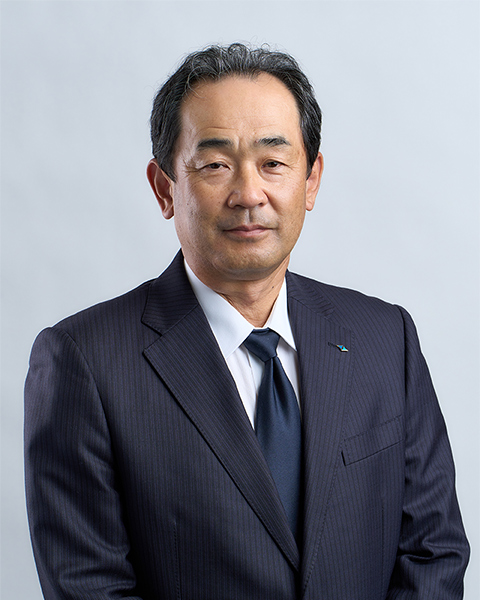 Managing Director Akira Utsumi